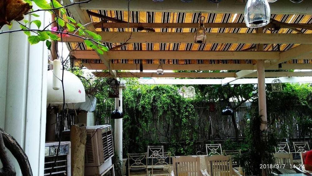 Metropolis Tourist Home New Delhi Ngoại thất bức ảnh