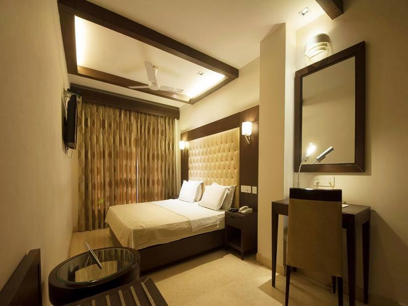 Metropolis Tourist Home New Delhi Ngoại thất bức ảnh