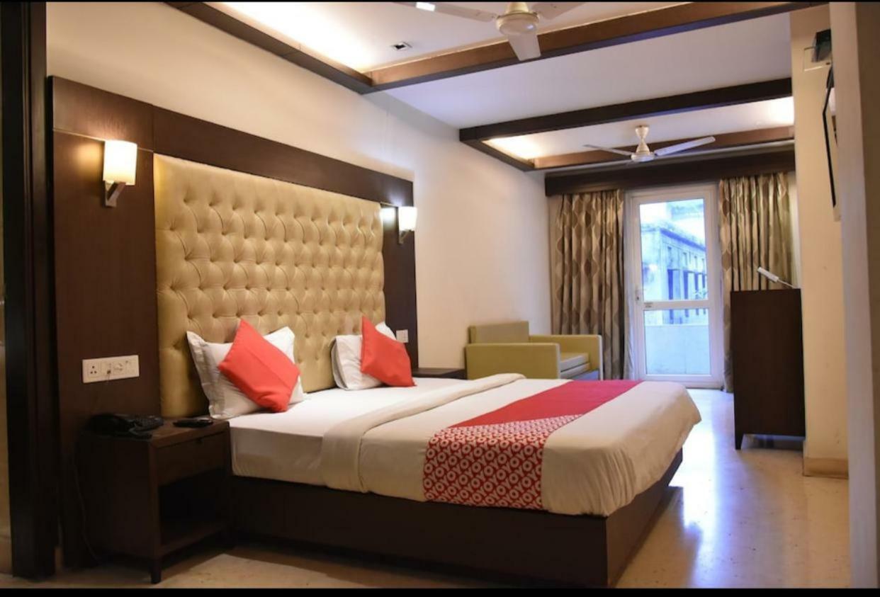Metropolis Tourist Home New Delhi Ngoại thất bức ảnh