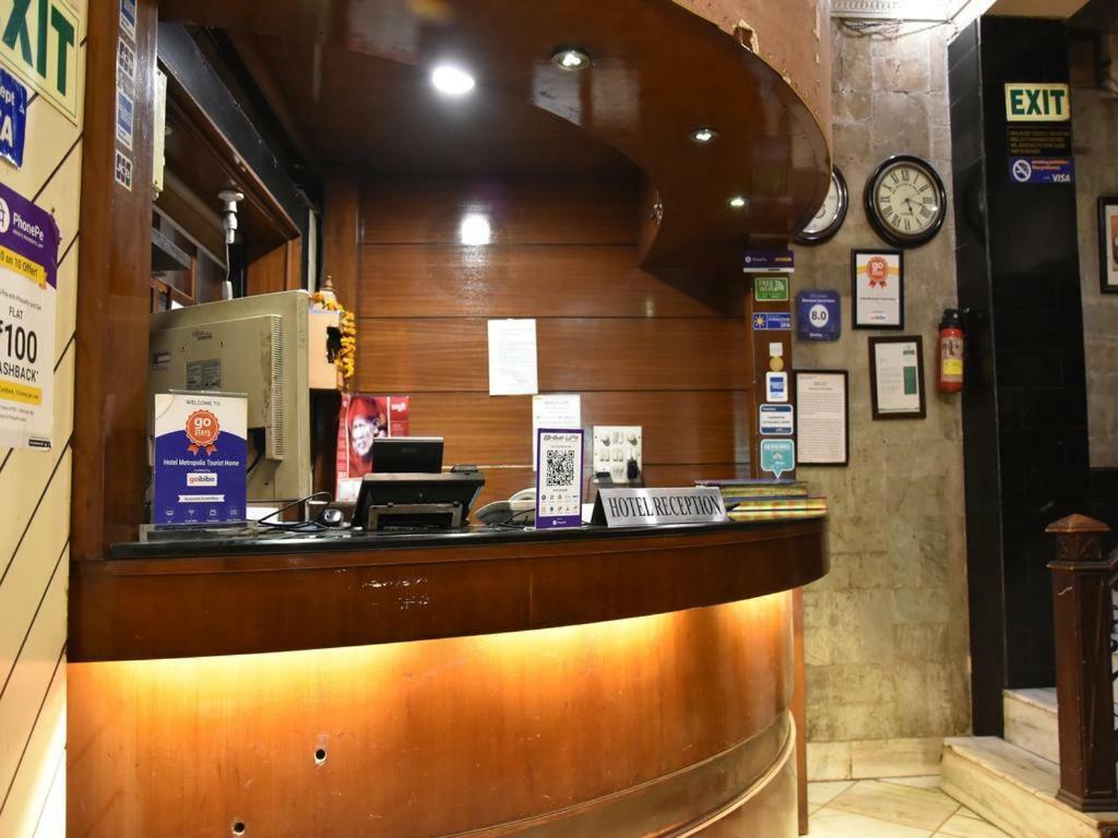 Metropolis Tourist Home New Delhi Ngoại thất bức ảnh