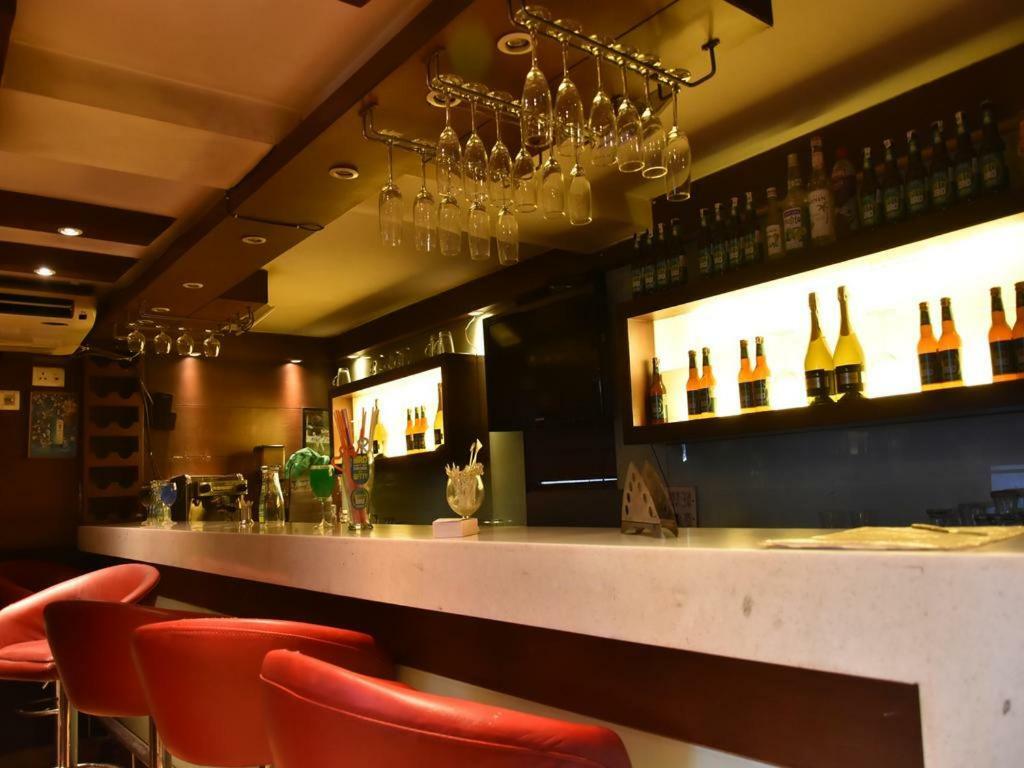 Metropolis Tourist Home New Delhi Ngoại thất bức ảnh